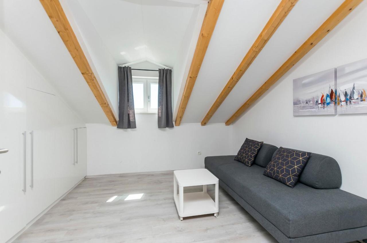 Apartments And Rooms Adriatic Suites Šibenik Eksteriør billede