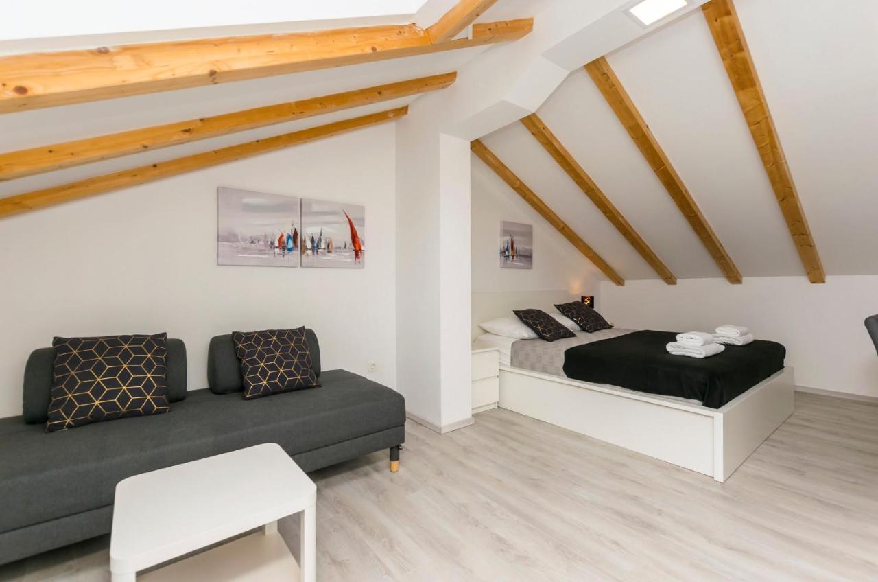 Apartments And Rooms Adriatic Suites Šibenik Eksteriør billede
