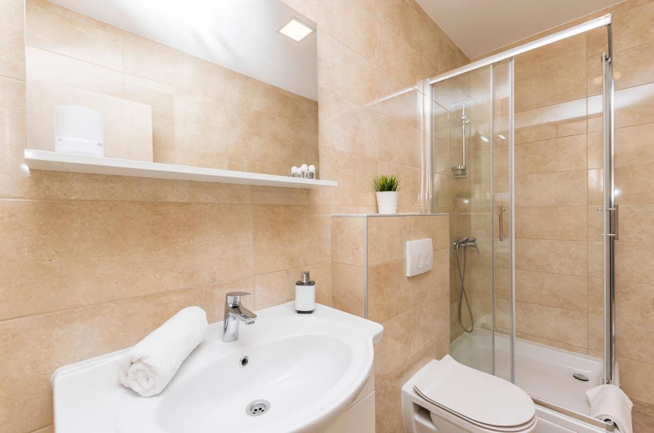 Apartments And Rooms Adriatic Suites Šibenik Eksteriør billede