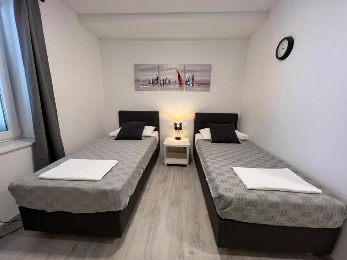 Apartments And Rooms Adriatic Suites Šibenik Eksteriør billede