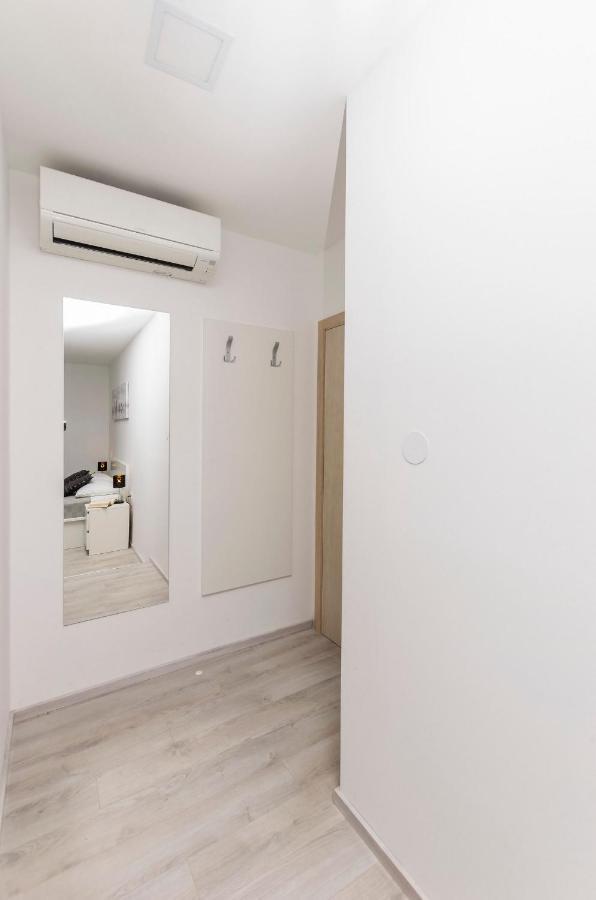 Apartments And Rooms Adriatic Suites Šibenik Eksteriør billede